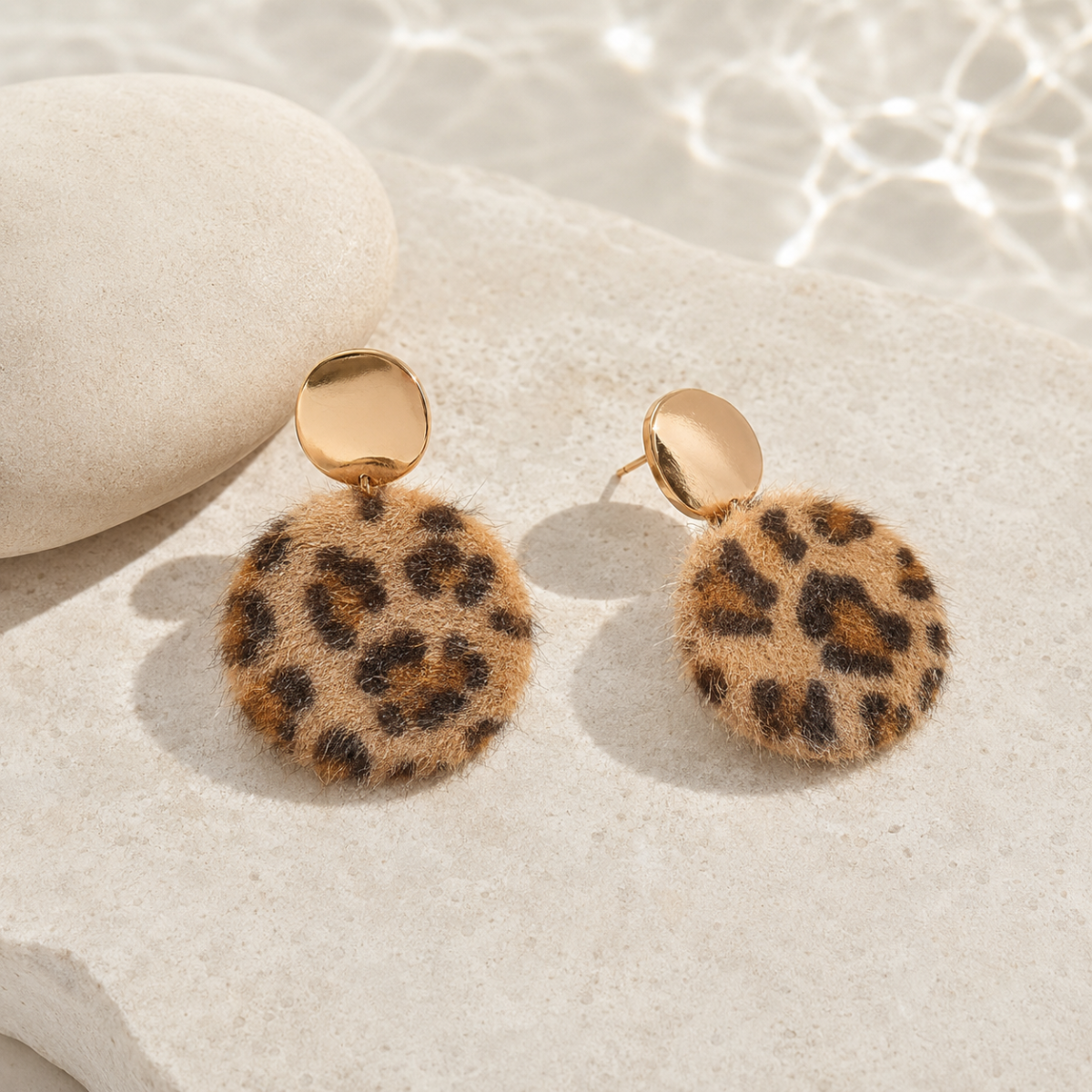 Aros colgantes redondos estampado leopardo